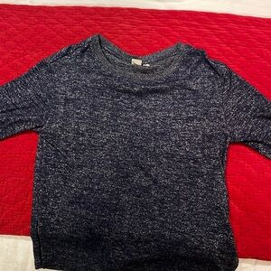 Gap women’s short sleeve sweater, S, blue w front pocket